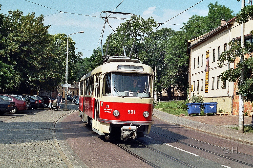 Tw901_Seebener-Str.09.06.2007.01(2).jpg - Sonderfahrt des Tatratriebwagen 901 am 9. Juni 2007 in der Seebener Straße kurz vor den Museumsstraßenbahndepot.